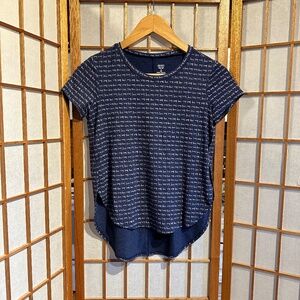 Cute LOVE Old Navy Tee